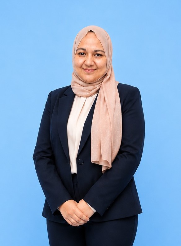 Fatima Bibi Dada, Administrative Director